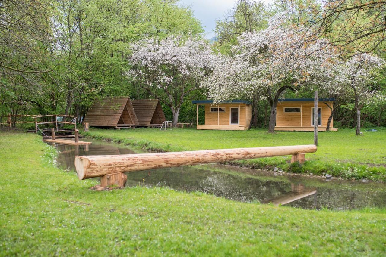 Отель Kamp Na Otoku - Ljubno Ob Savinji Экстерьер фото